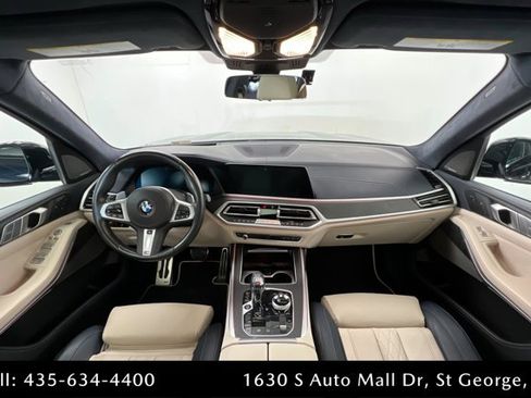Used 2022 BMW X7 M50i image 9