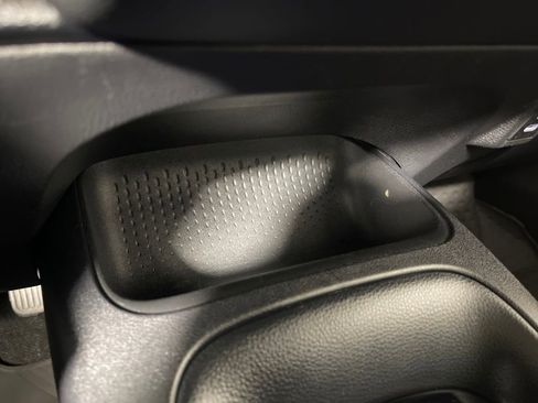 Certified 2023 Toyota Corolla LE image 30