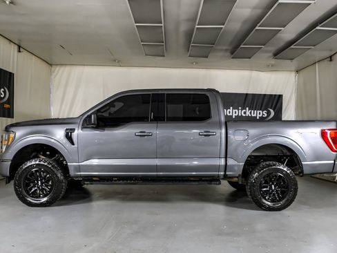 Used 2023 Ford F150 XLT w/ XLT Black Appearance Package AWD/4WD image 11