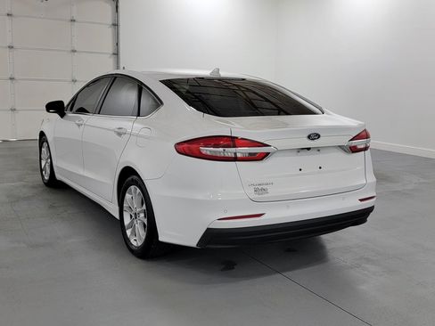 Used 2020 Ford Fusion SE FWD image 6