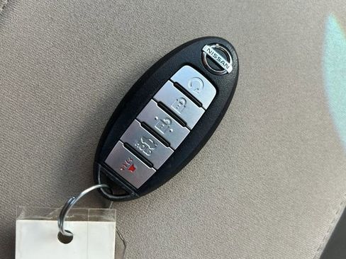 Used 2014 Nissan Altima 2.5 SV image 26