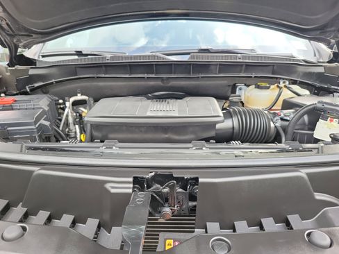 Used 2025 Chevrolet Tahoe LS RWD image 26