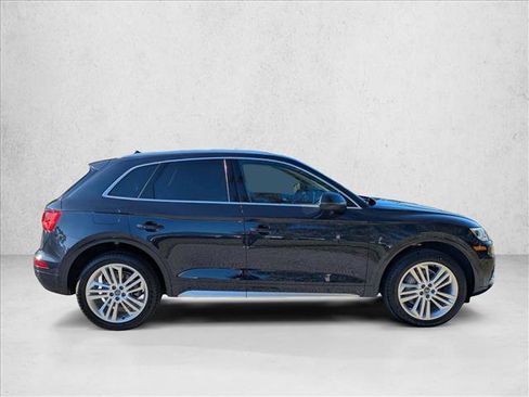 Used 2018 Audi Q5 2.0T Premium Plus w/ Premium Plus Package image 4