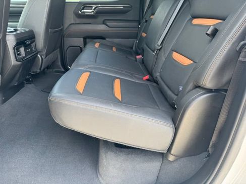 Certified 2024 GMC Sierra 1500 AT4 w/ AT4 Preferred Package AWD/4WD image 7