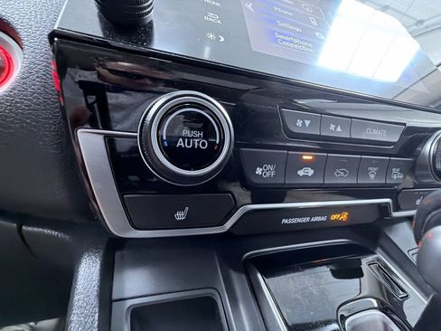 Used 2018 Honda CR-V Touring image 24