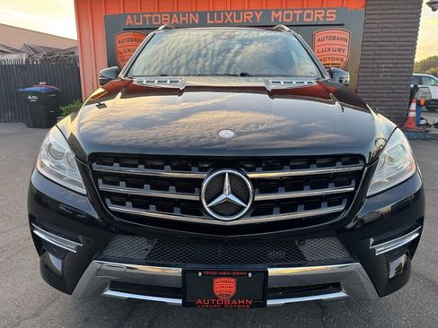 Used 2015 Mercedes-Benz ML 350 2WD w/ Premium 1 Package image 2