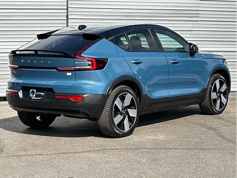 Used 2022 Volvo C40 P8 Recharge Ultimate image 3