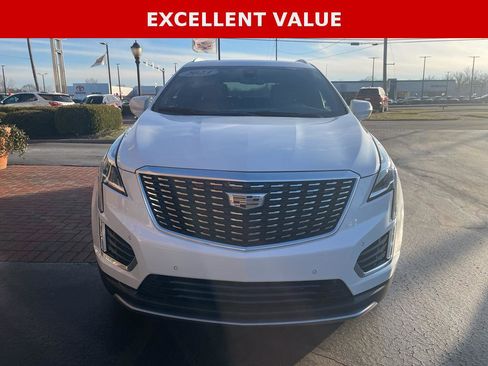 Used 2023 Cadillac XT5 Premium Luxury image 3