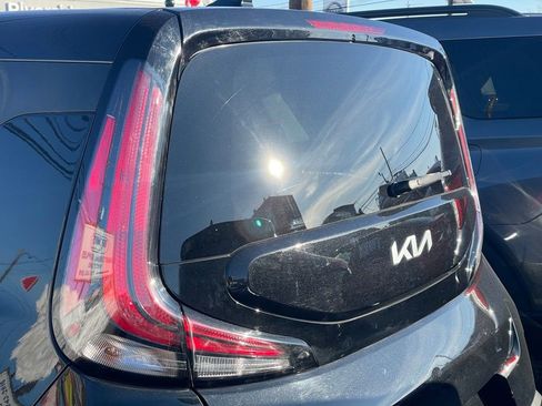 Used 2023 Kia Soul LX w/ LX Technology Package image 28