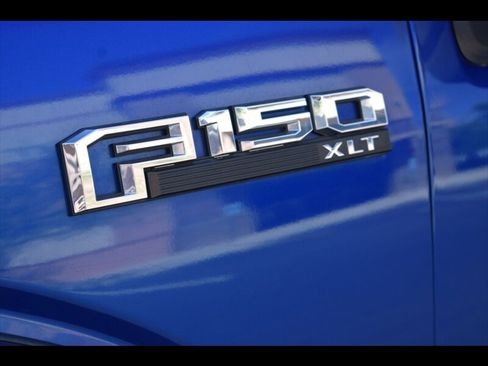 Used 2017 Ford F150 XLT w/ Equipment Group 302A Luxury AWD/4WD image 49