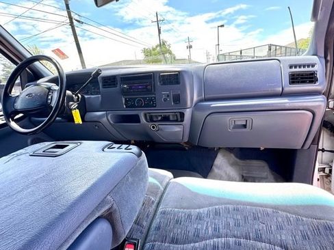Used 1999 Ford F350 XLT RWD image 13