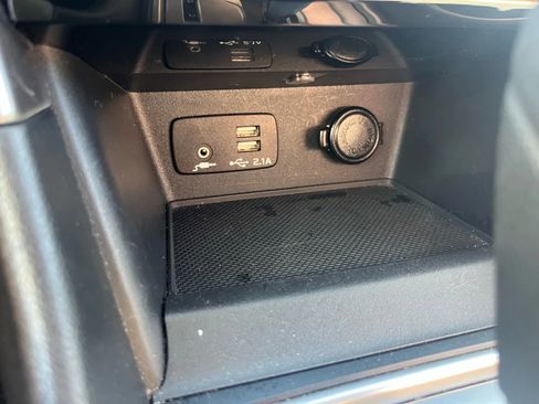 Used 2020 Subaru Forester Premium image 26