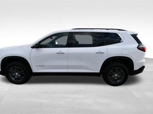 Used 2025 GMC Acadia Elevation w/ LPO, Floor Liner Package AWD/4WD image 4