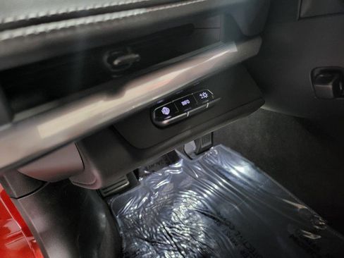 Used 2024 Chevrolet Corvette Stingray Preferred Conv w/ Z51 Performance Package image 24