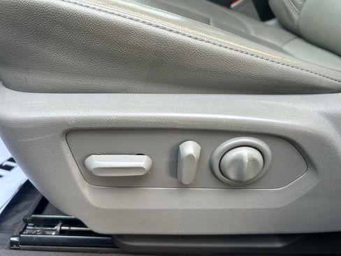 Used 2020 Chevrolet Silverado 2500 LTZ image 16