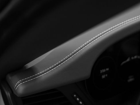 Used 2022 Porsche 911 Carrera GTS image 36