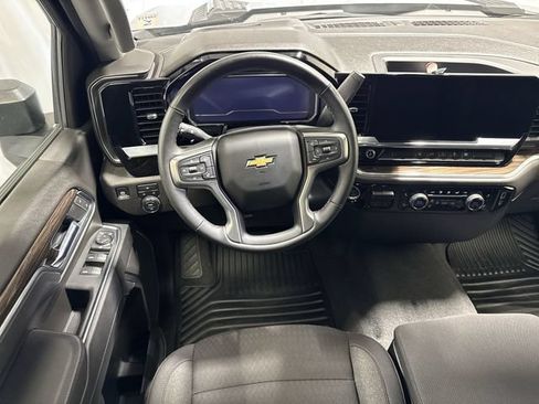 Certified 2025 Chevrolet Silverado 2500 LT w/ Convenience Package AWD/4WD image 14