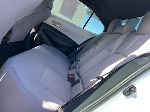 Used 2022 Toyota Corolla SE image 41