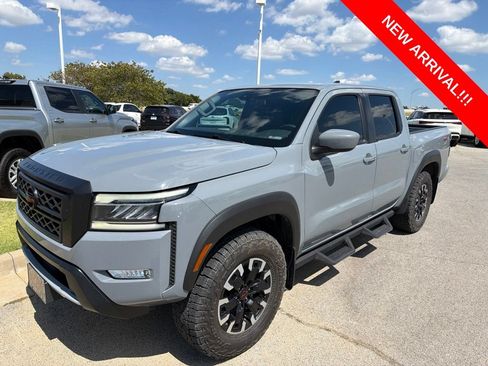 Used 2022 Nissan Frontier PRO-4X w/ Off-Road Protection Package AWD/4WD image 1