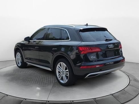Used 2018 Audi Q5 Prestige w/ Prestige Package AWD/4WD image 3