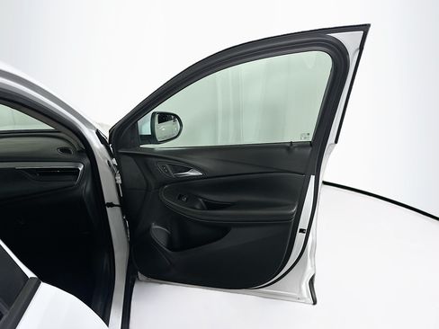 Used 2025 Buick Encore GX Preferred FWD image 33