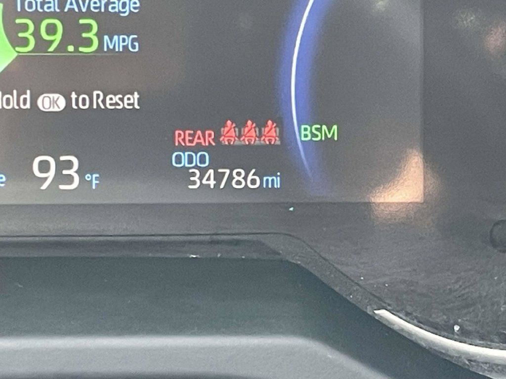 Used 2025 Toyota RAV4 XLE Premium w/ Weather Package AWD/4WD image 31