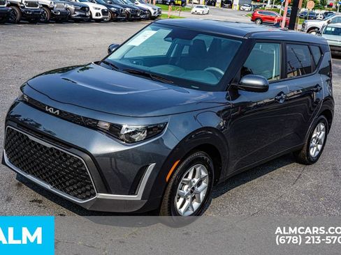 Used 2025 Kia Soul LX w/ LX Technology Package FWD image 15