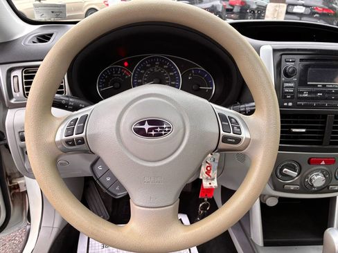 Used 2013 Subaru Forester 2.5X Premium AWD/4WD image 24