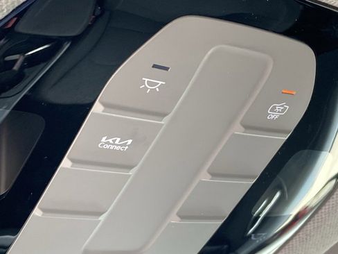 Used 2025 Kia K4 FWD image 47