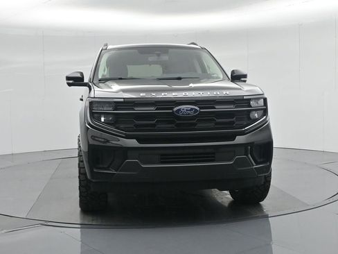 New 2025 Ford Expedition Active image 37