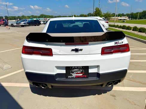 Used 2015 Chevrolet Camaro SS w/ SS Performance Package RWD image 7
