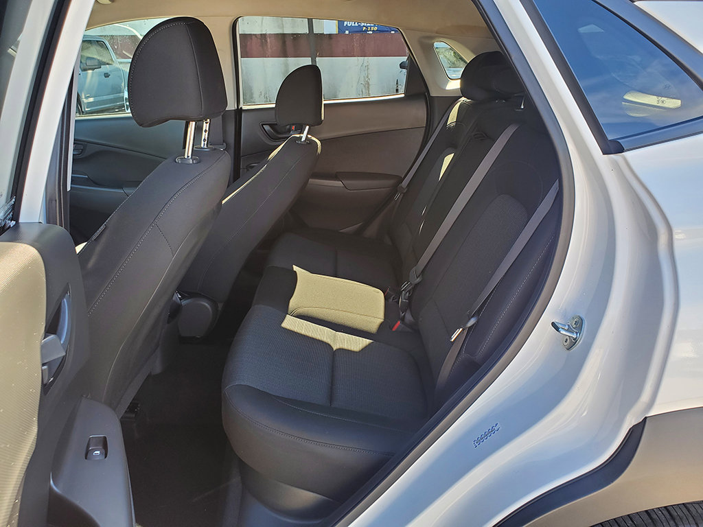 Used 2023 Hyundai Kona SEL FWD image 12