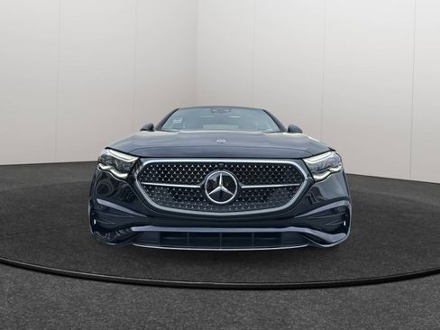 New 2026 Mercedes-Benz E 350 4MATIC Sedan image 2