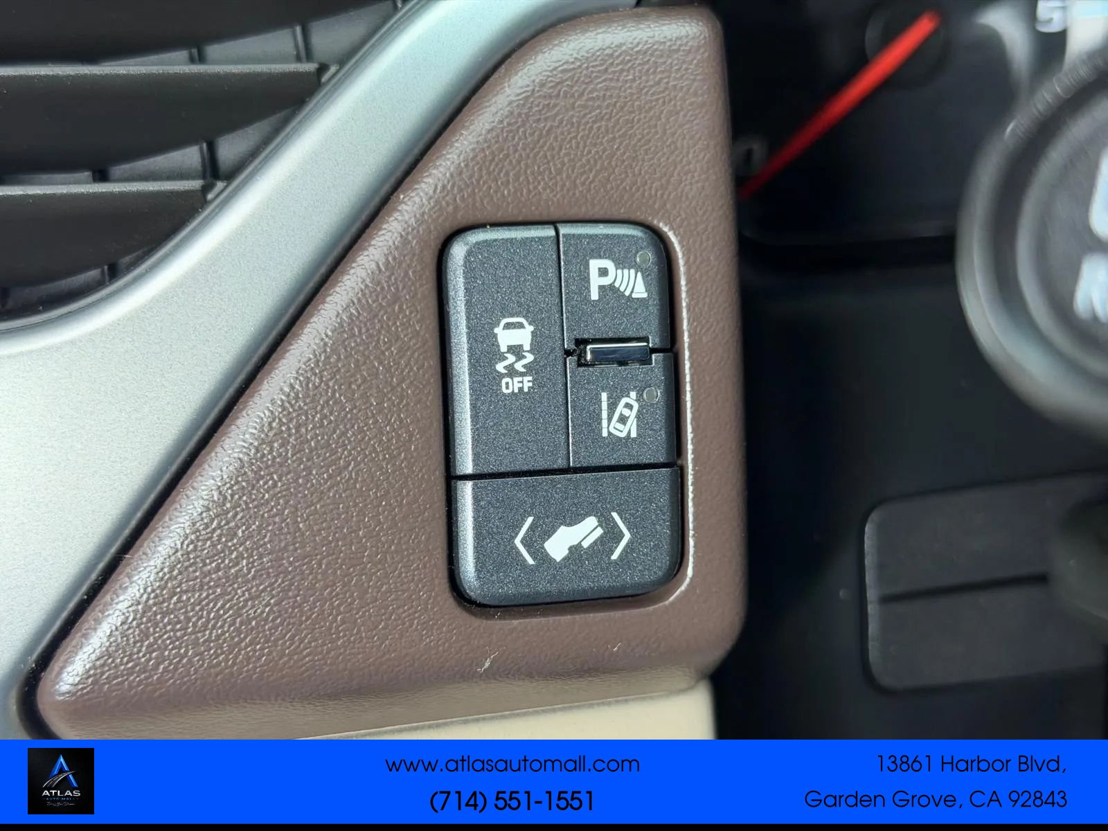 Used 2015 Chevrolet Tahoe LT w/ Max Trailering Package RWD image 39