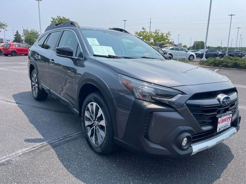 Used 2023 Subaru Outback Limited XT AWD/4WD image 2