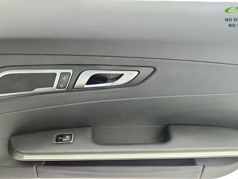 Used 2016 Mercedes-Benz AMG GT S image 24