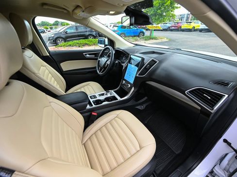 Certified 2024 Ford Edge SEL w/ Convenience Package AWD/4WD image 25