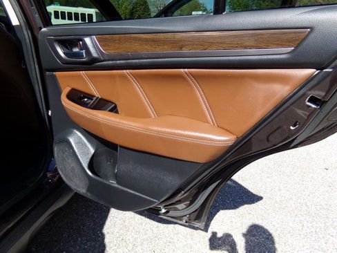 Used 2017 Subaru Outback 2.5i Touring image 50