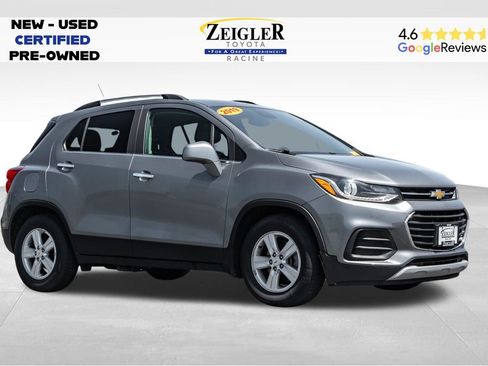 Used 2019 Chevrolet Trax LT w/ LT Convenience Package FWD image 1