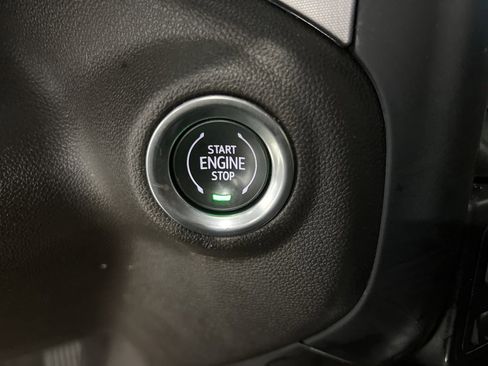 Used 2019 GMC Sierra 1500 SLT w/ SLT Premium Package image 15