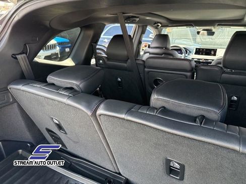 Used 2023 Acura MDX A-Spec image 13