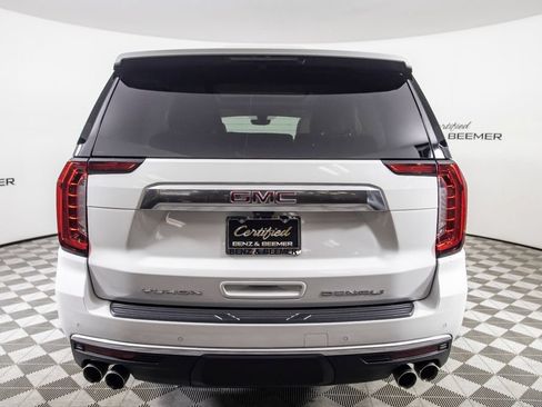 Used 2022 GMC Yukon Denali w/ Denali Premium Package AWD/4WD image 7