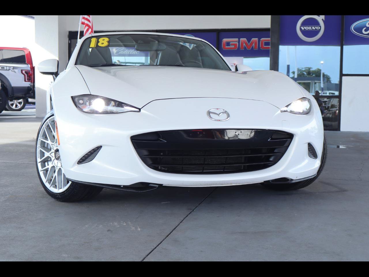 Used 2017 MAZDA MX-5 Miata RF Grand Touring RWD image 1