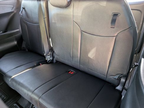 Used 2025 Toyota Sienna Limited AWD/4WD image 20