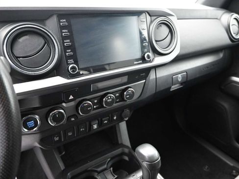 Used 2023 Toyota Tacoma TRD Off-Road image 14