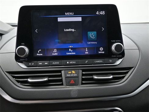 Used 2022 Nissan Altima 2.5 SV image 4