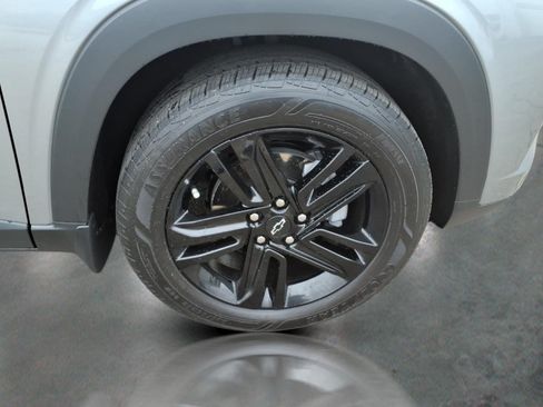 Certified 2025 Chevrolet Trax ACTIV w/ Sunroof Package FWD image 10