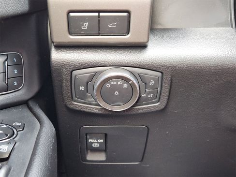 Used 2020 Ford Expedition XLT w/ Equipment Group 202A image 22