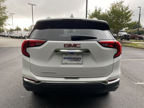 Used 2020 GMC Terrain SLT FWD image 8