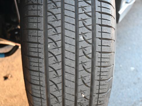 Used 2025 Subaru Outback Premium image 12